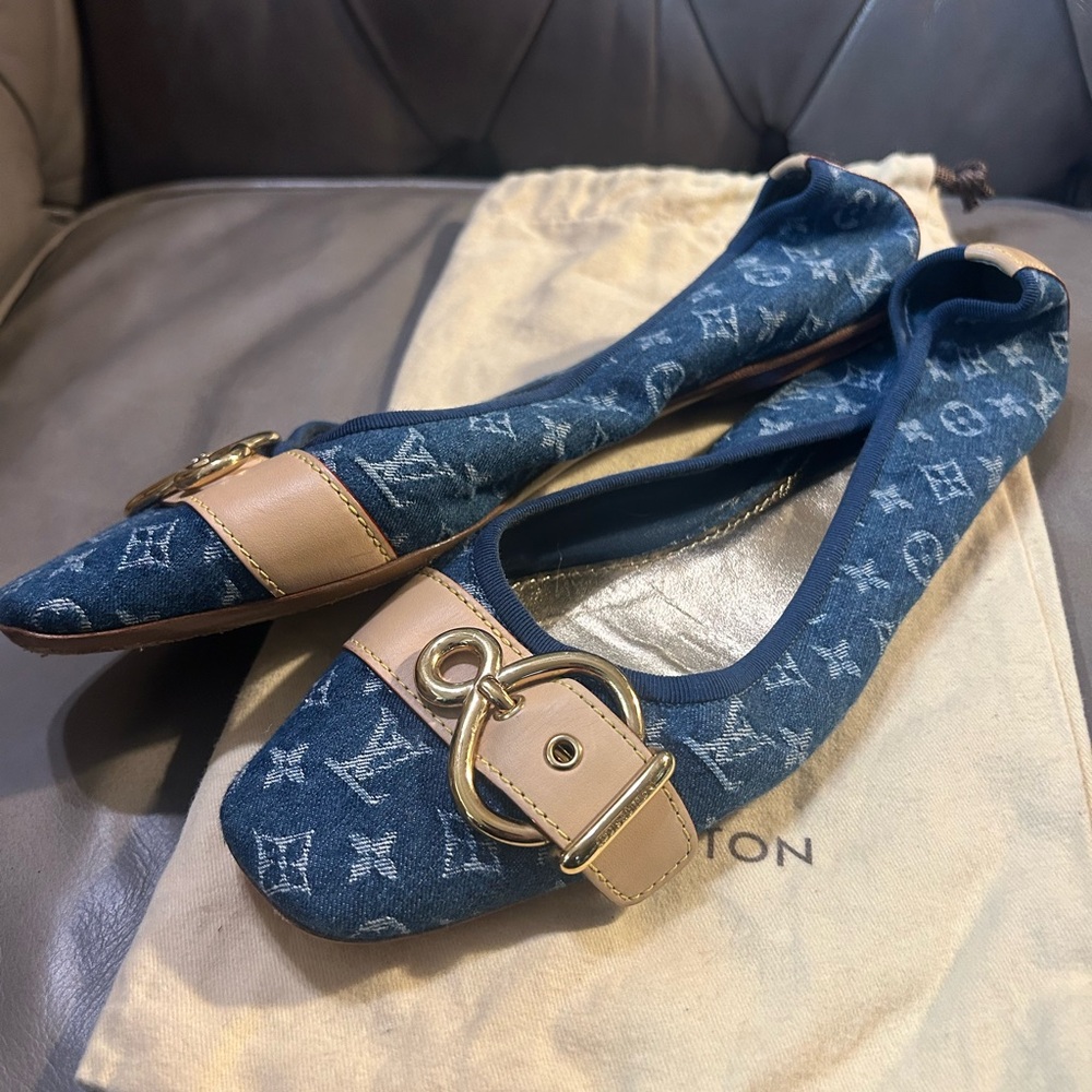 Louis Vuitton Blue Monogram Denim Ballet Flats with Beige Leather Buckle - Picture 9 of 14